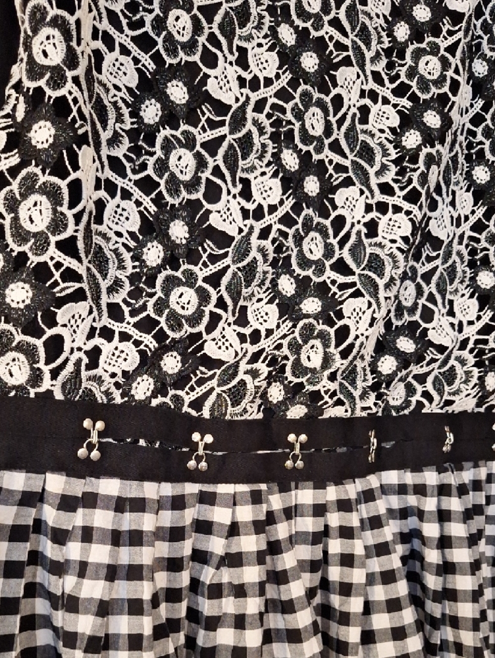 Zara Black & White Lace Mix Gingham Pleated Mini Dress. NWOT Size Small - Picture 7 of 12